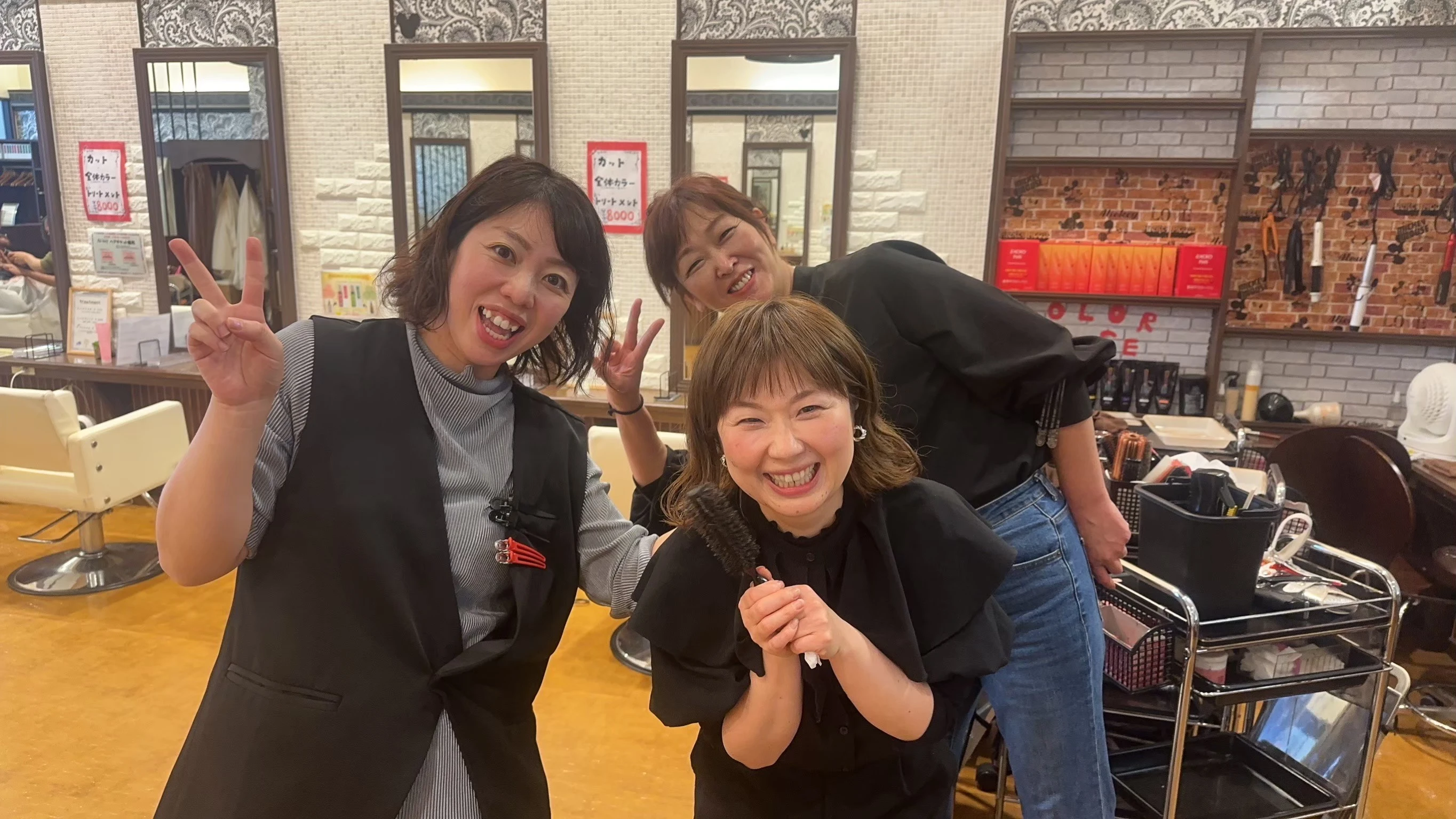 愛知県愛知県でAi-neｙ filmバロー西尾店の求人情報イメージ #941-4251｜サロビ！！
