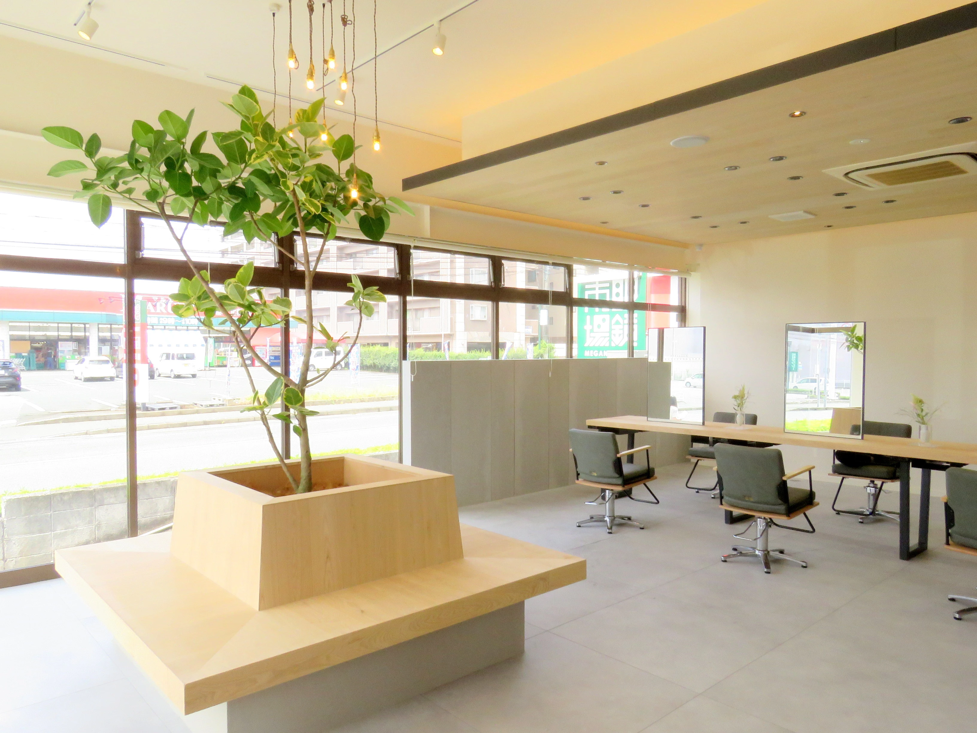 熊本県熊本県でLoRe by RAY 北熊本店の求人情報イメージ #673-596｜サロビ！！