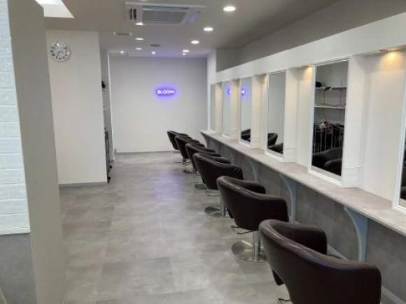 愛知県愛知県でAi-ney BLOOM豊橋駅前店の求人情報イメージ #2079-7496｜サロビ！！（さろび）