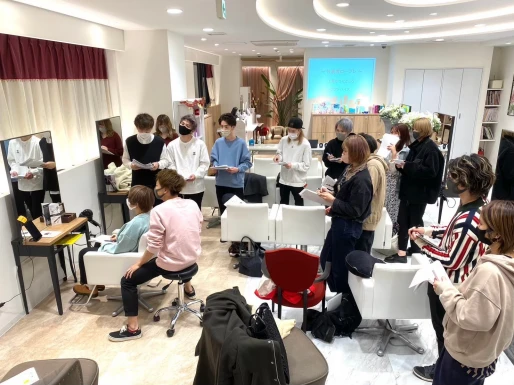 東京都東京都でKOZO W AVEDA　松屋銀座店の求人情報イメージ #2240-9180｜サロビ！！（さろび）